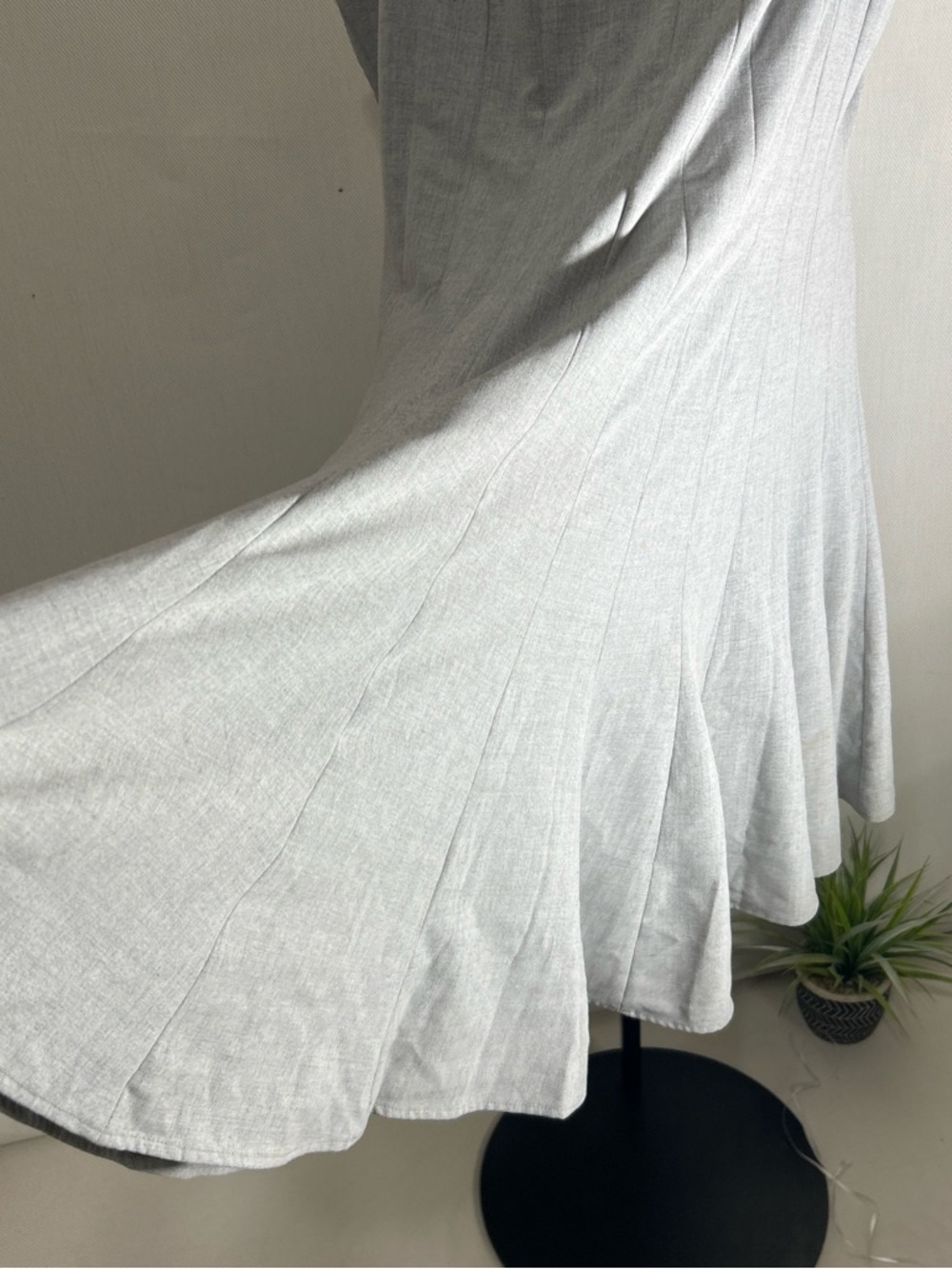 Calvin Klein Sleeveless Gray Fit-and-Flare Midi Dress - Picture 5 of 9